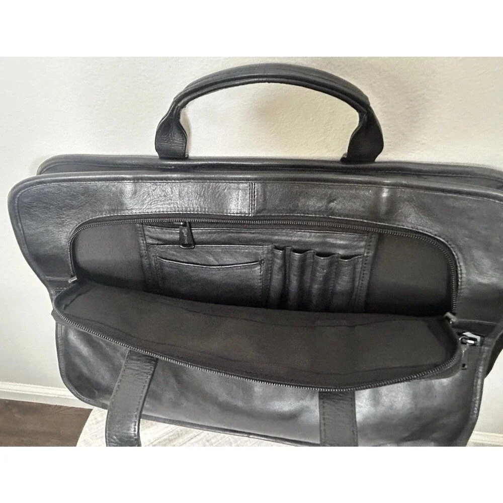WINN INTERNATIONAL GENUINE LEATHER BRIEFCASE BLACK Excellent Condition